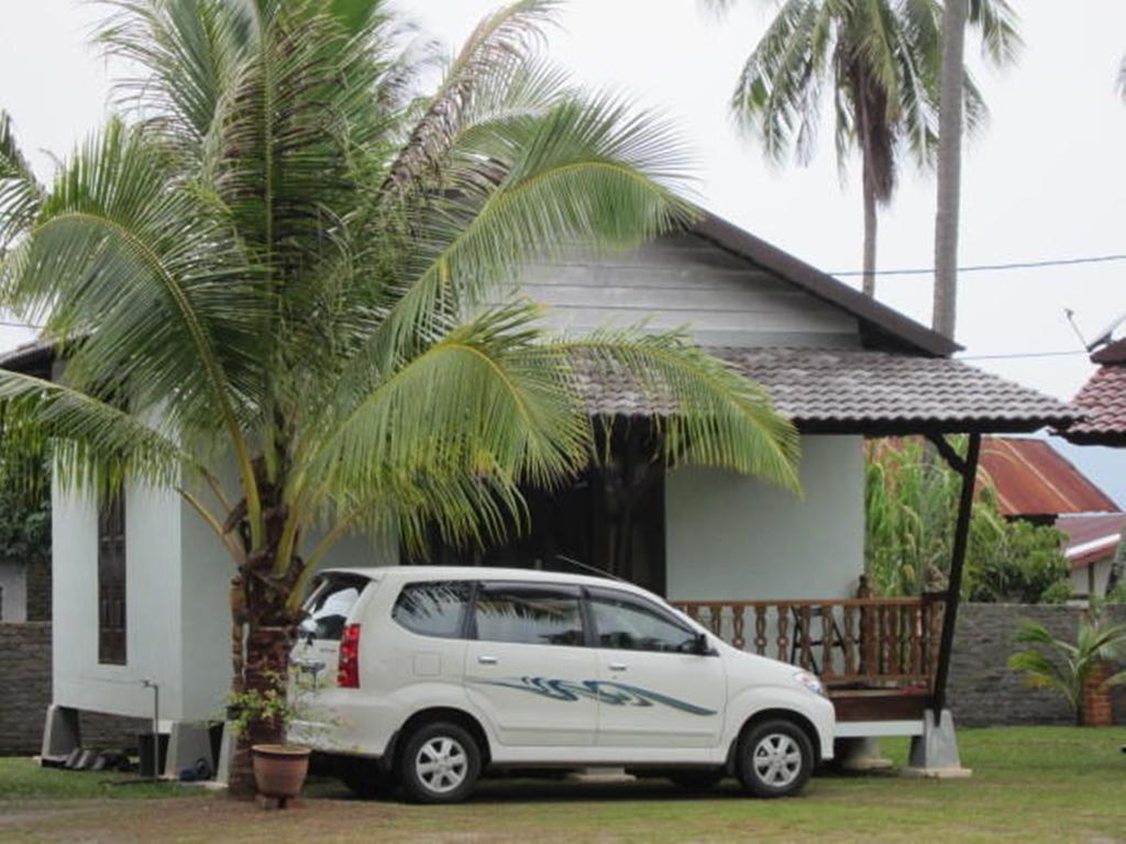 Bohok Guesthouse Pantai Cenang (Langkawi) Bagian luar foto