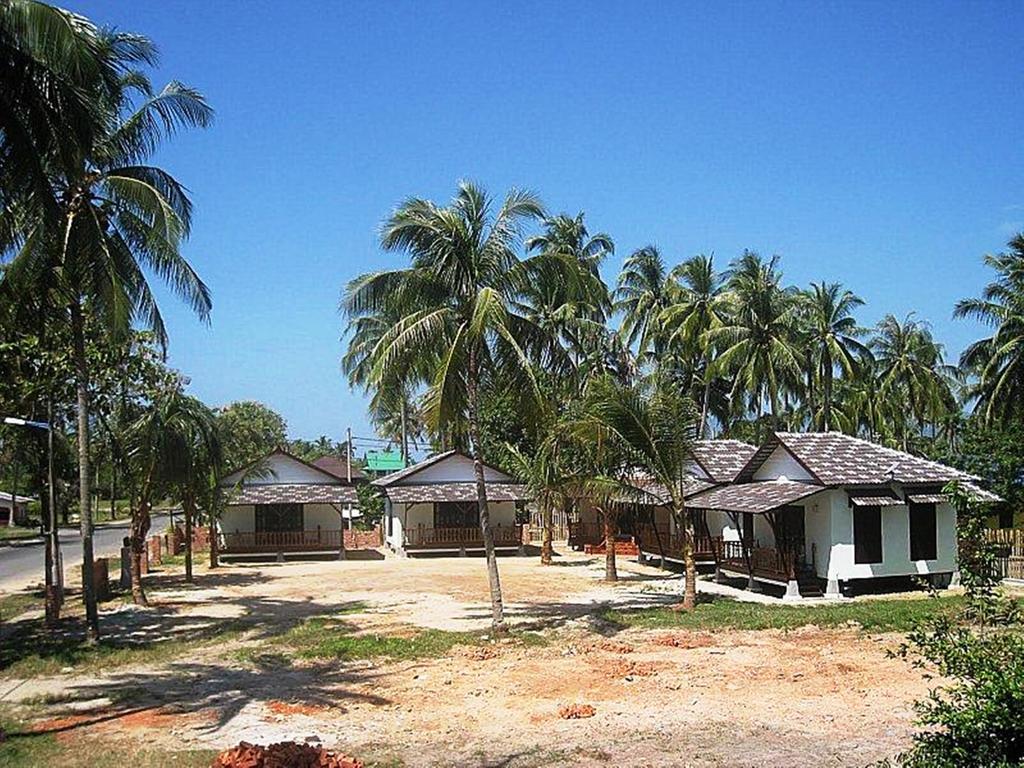 Bohok Guesthouse Pantai Cenang (Langkawi) Bagian luar foto