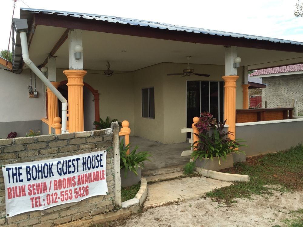 Bohok Guesthouse Pantai Cenang (Langkawi) Bagian luar foto