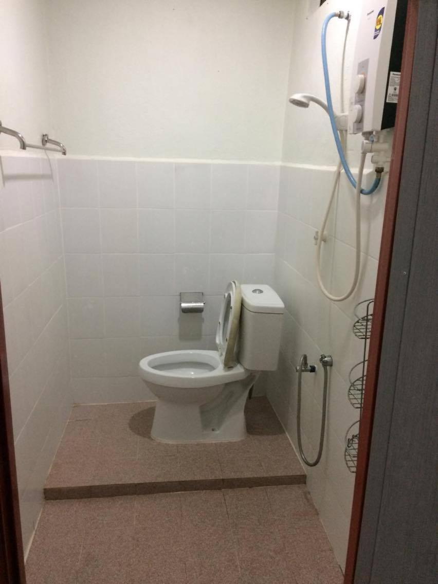 Bohok Guesthouse Pantai Cenang (Langkawi) Bagian luar foto