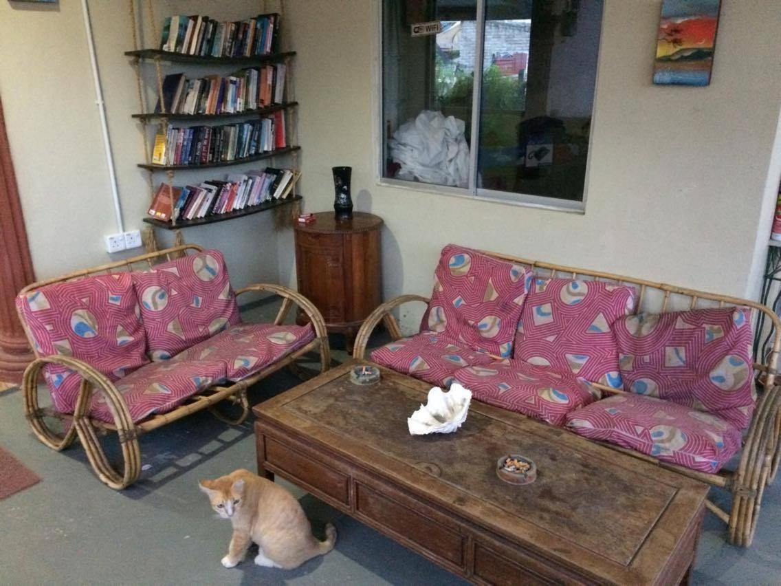 Bohok Guesthouse Pantai Cenang (Langkawi) Bagian luar foto